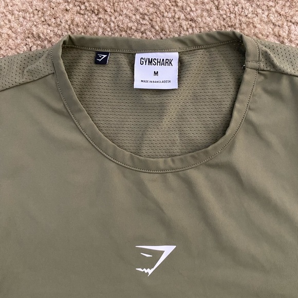 Gymshark top - Picture 2 of 2